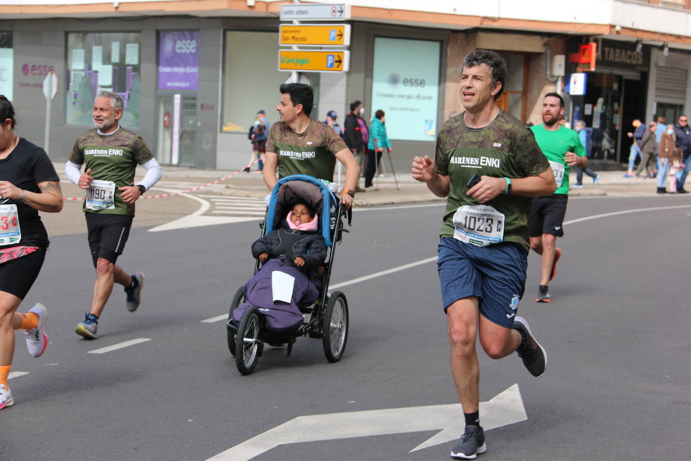 Fotos: Llegada a meta de la Media Maratón