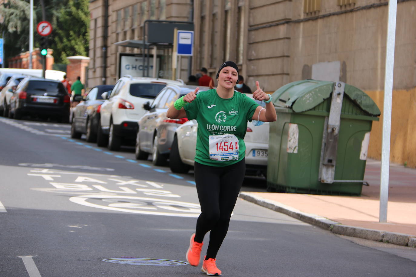 Fotos: Llegada a meta de la Media Maratón