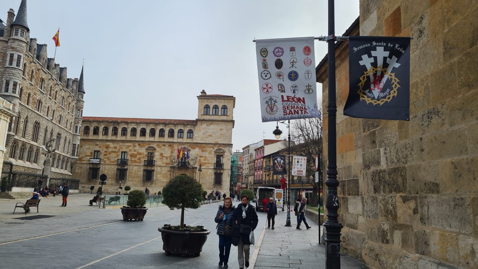 Fotos: La ciudad se engalona para la pasión