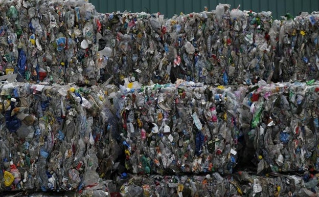 Balas preparadas para el reciclaje.