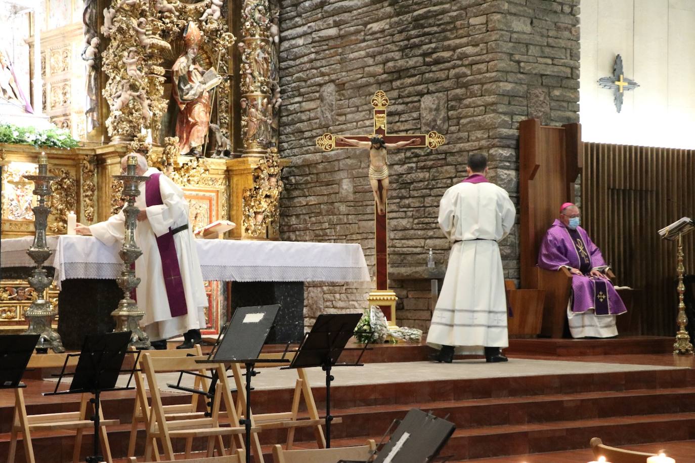 Fotos: Plegaria a la Virgen del Camino