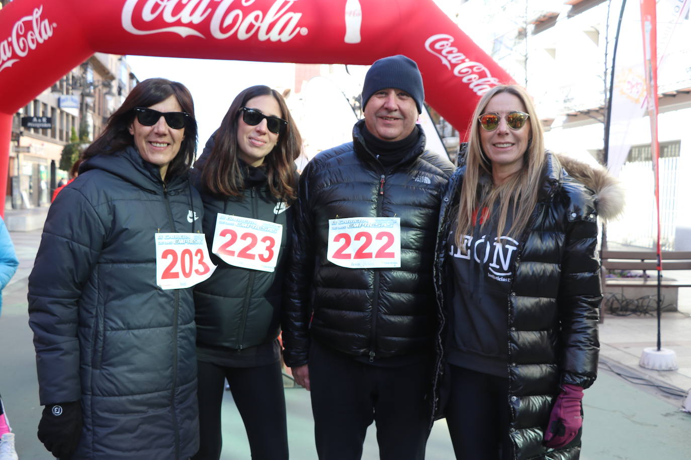 Decenas de leoneses participan en la prueba no competitiva de la III Carrera de las Empresas.