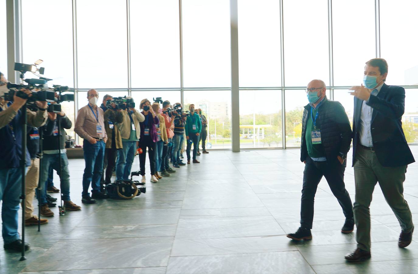 Fotos: El PP reúne al Comité Ejecutivo Nacional en Sevilla