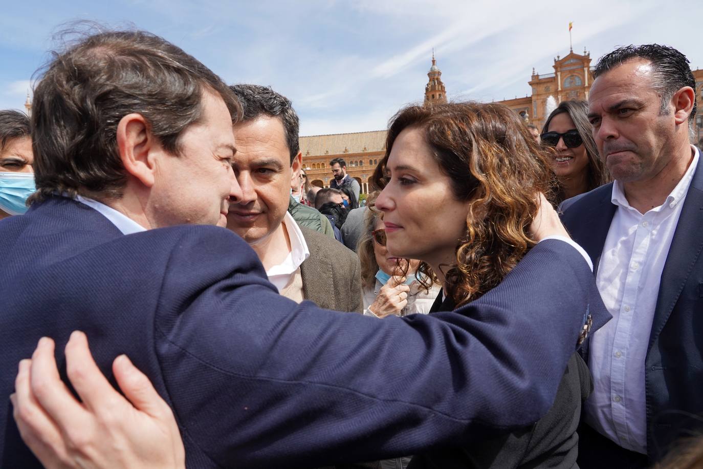 Fotos: El PP reúne al Comité Ejecutivo Nacional en Sevilla