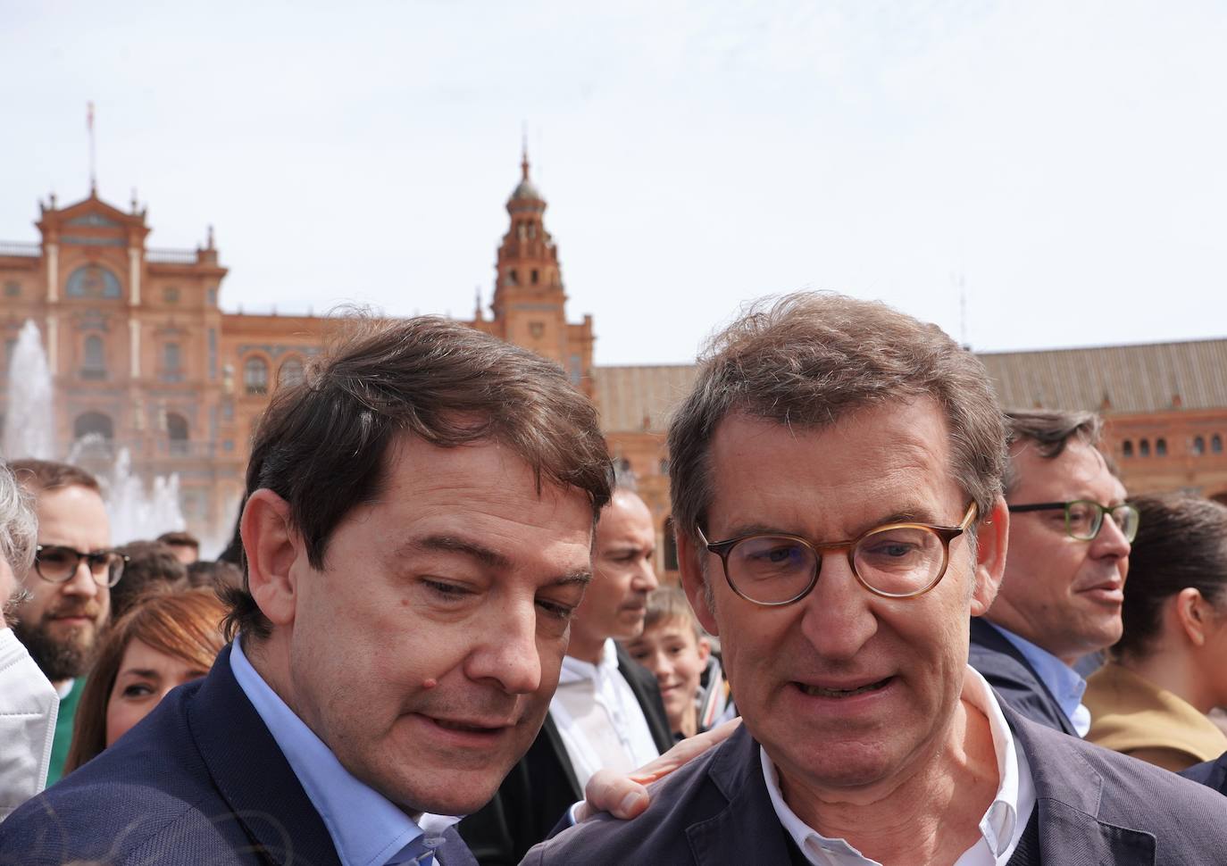 Fotos: El PP reúne al Comité Ejecutivo Nacional en Sevilla