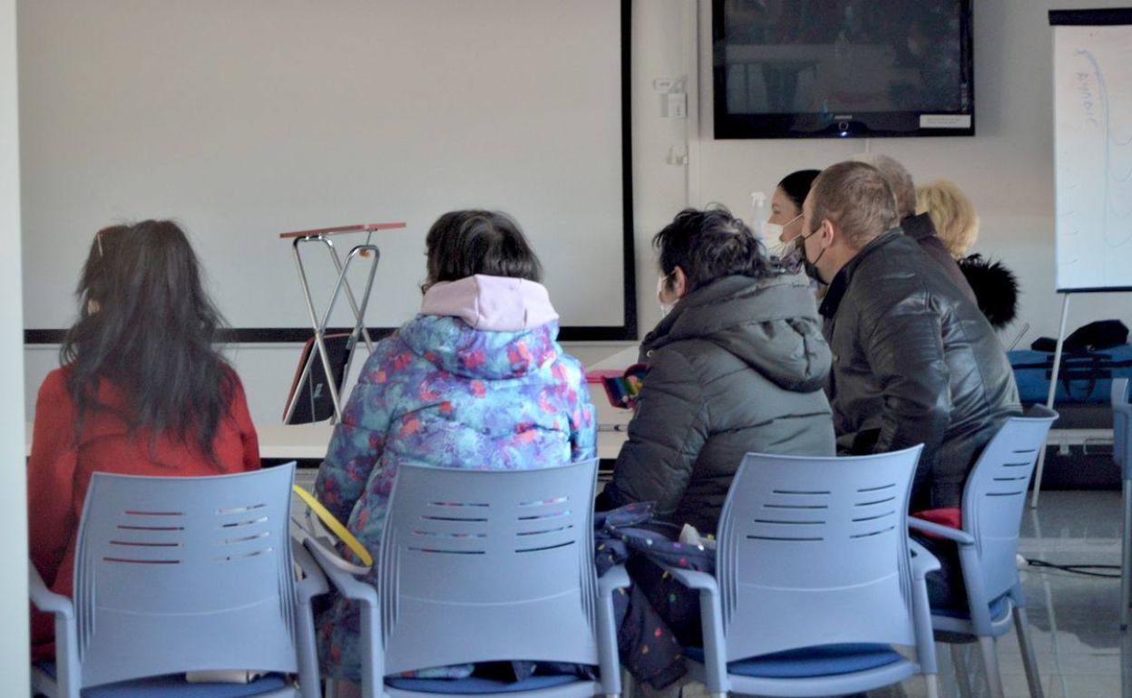 Llegada de las primeras 15 personas ucranianas al Programa de Protección Internacional (PPI) del Hospital San Juan de Dios de León.