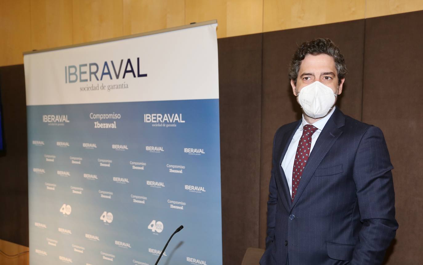 El presidente de Iberaval, César Pontvianne, informa de los resultados obtenidos por la sociedad de garantía en 2021