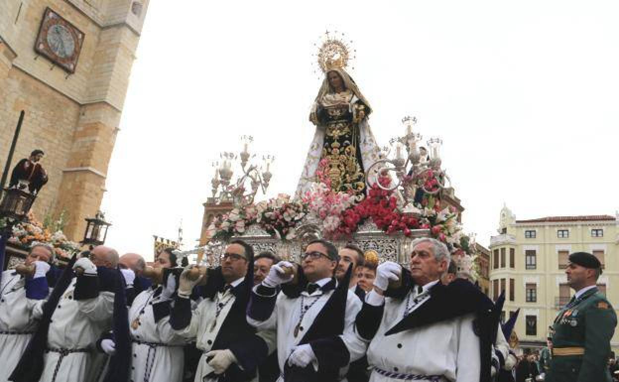 Imagen de la Virgen de la Soledad el Domingo de Resurrección. 