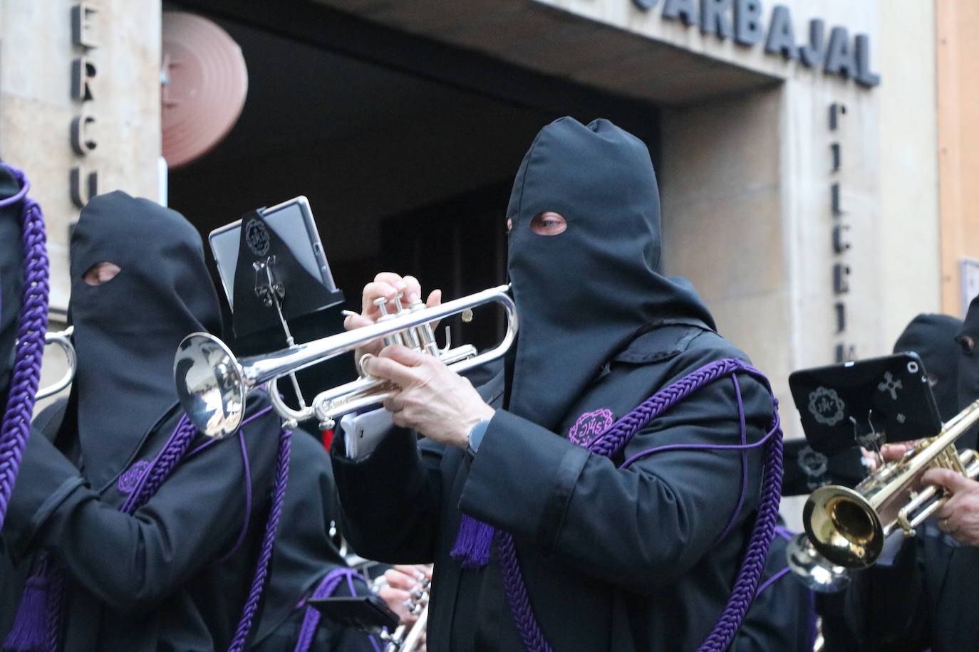 Imagen de la procesión de la Cofradía de Nuestro Señor Jesús de la Redención. 
