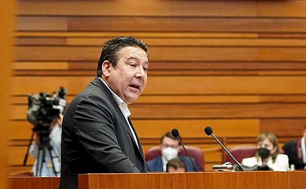 Galería. Intervención de Luis Mariano Santos (UPL) en la sesión de tarde del debate de investidura