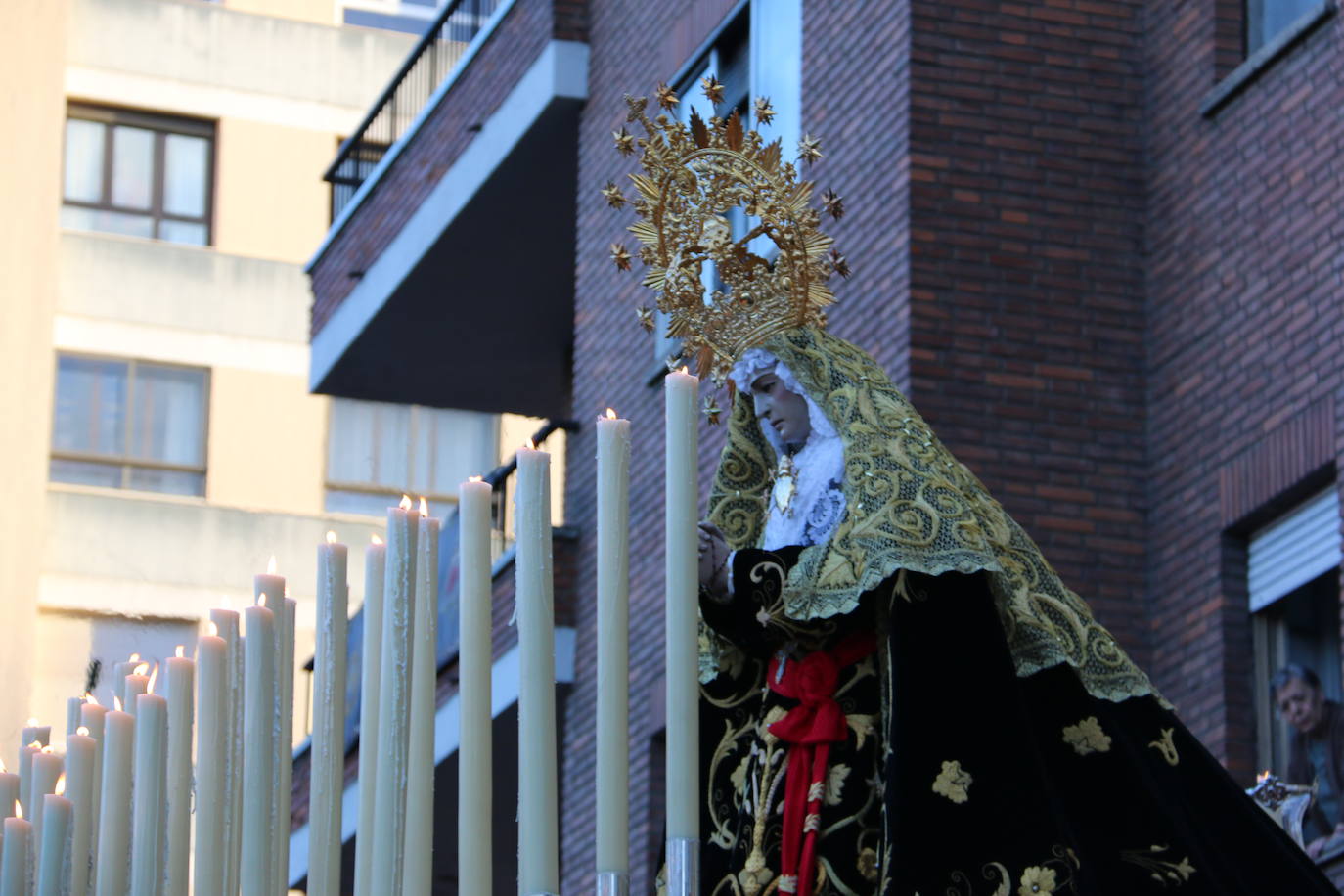 Uno de los momentos de la Procesión del Dolor de Nuestra Madre. 