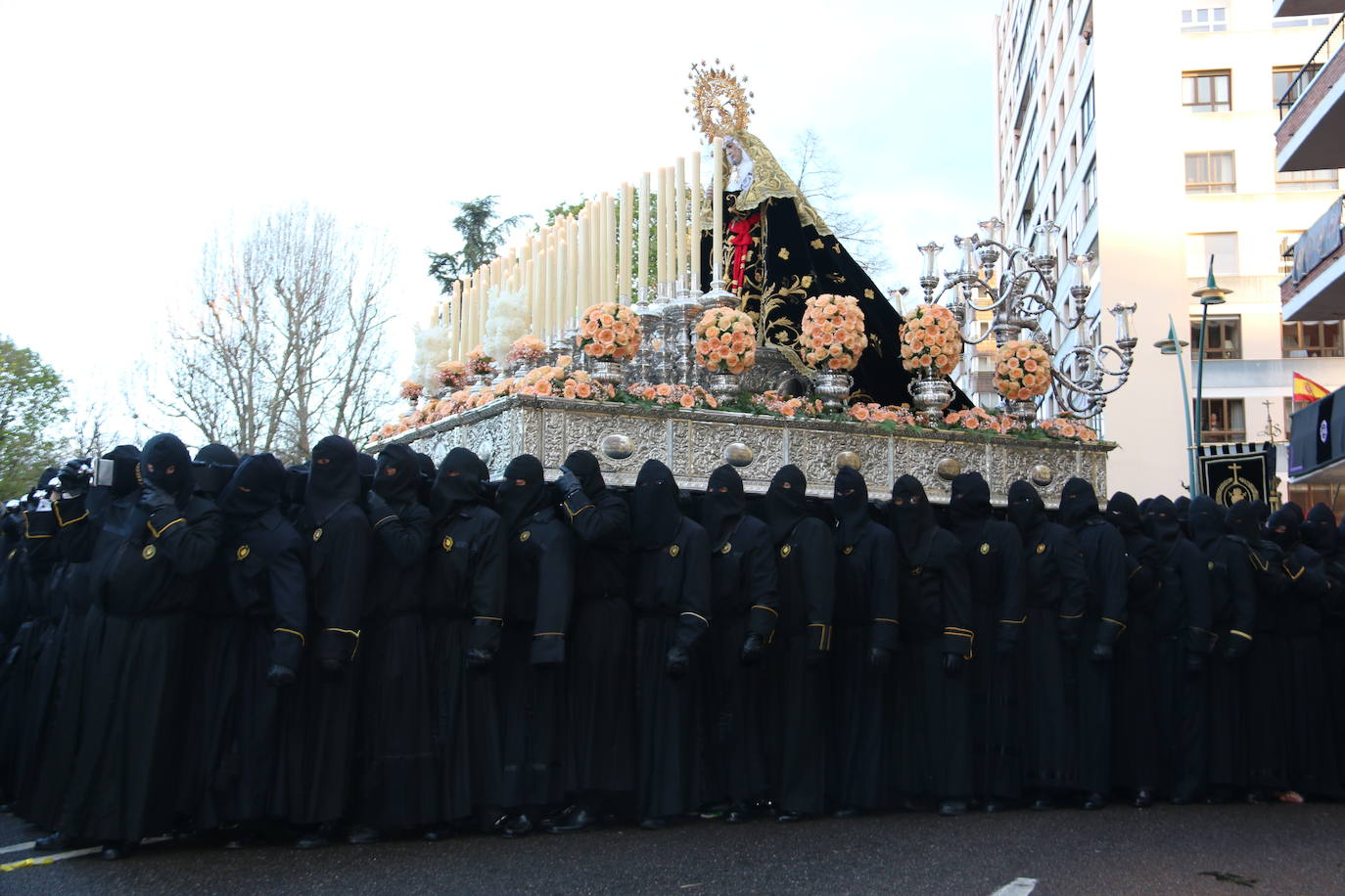 Uno de los momentos de la Procesión del Dolor de Nuestra Madre. 