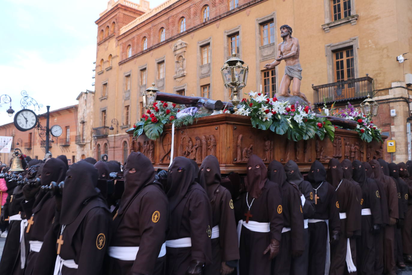 Uno de los momentos de la Procesión del Perdón. 