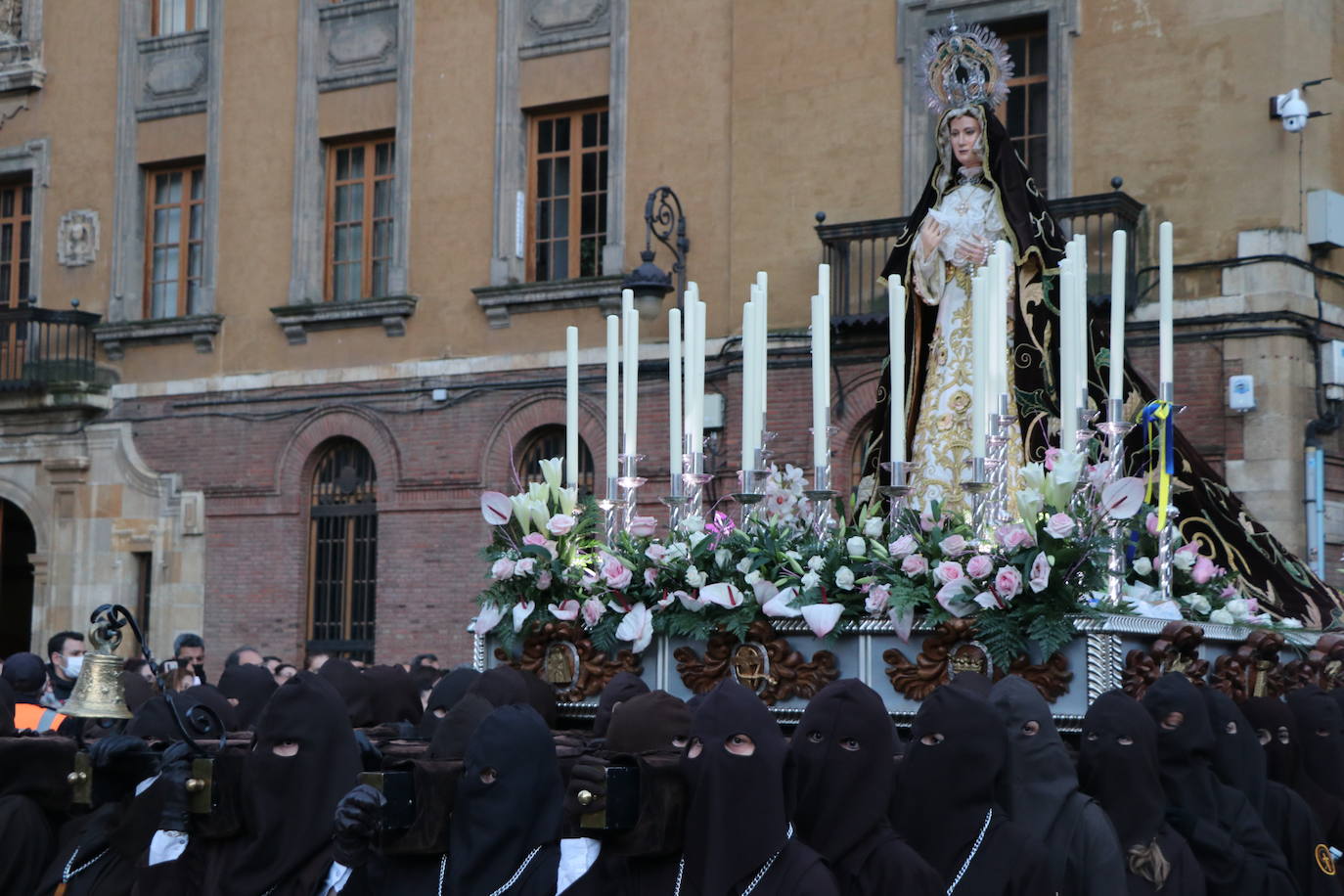 Uno de los momentos de la Procesión del Perdón. 