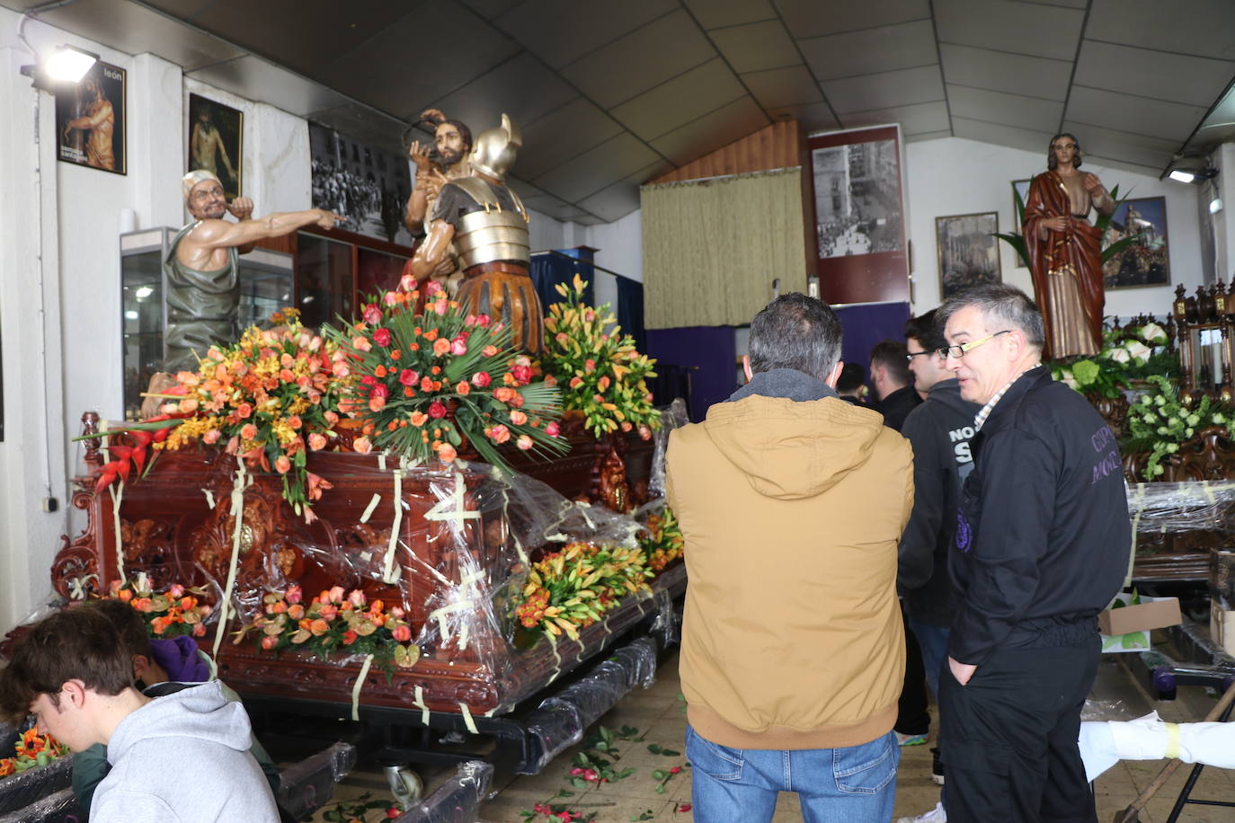 Fotos: El Nazareno prepara Los Pasos