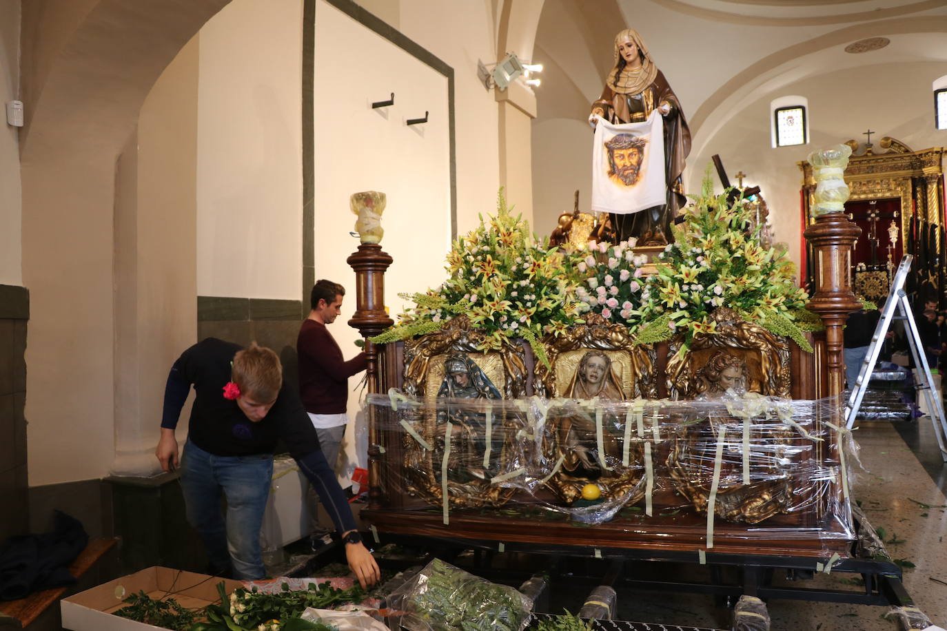 Fotos: El Nazareno prepara Los Pasos