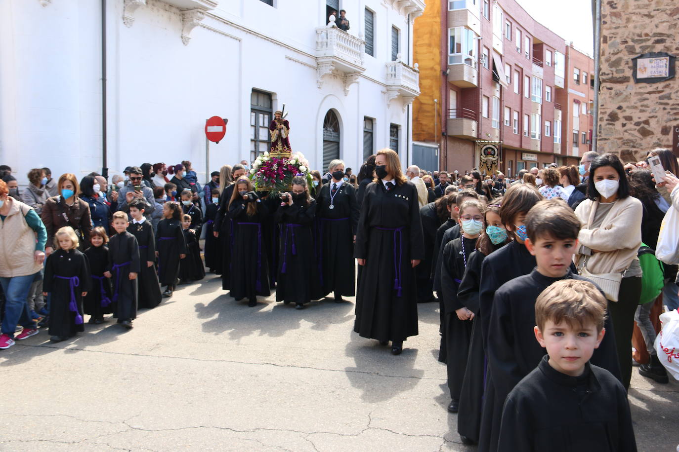 Fotos: El Santo Potajero alimenta a La Bañeza