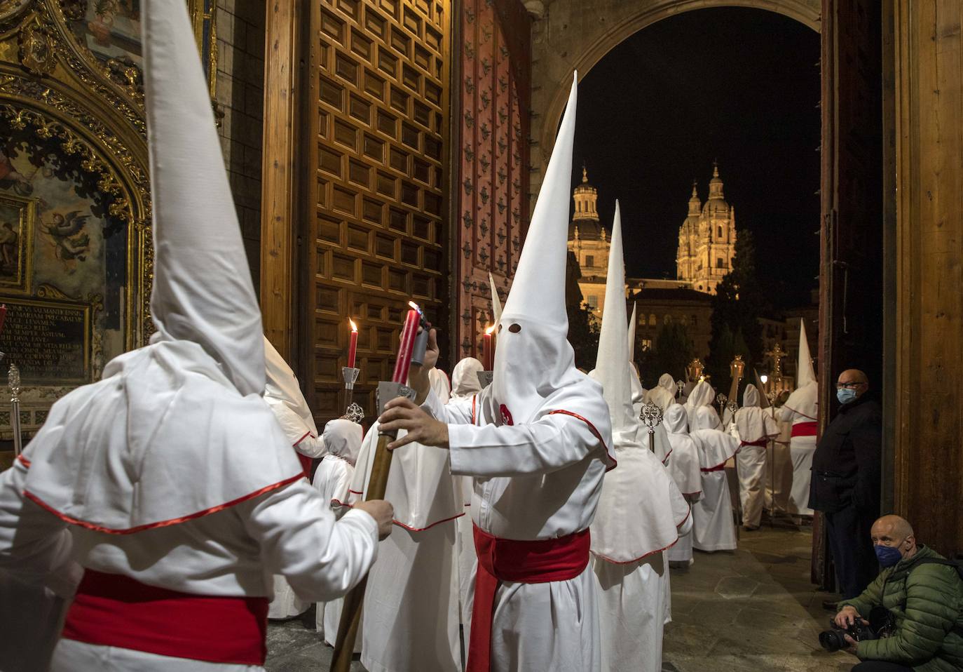 Procesión de la Real cofradía penitencial del Cristo Yacente de la Misericordia y de la agonía redentora. 