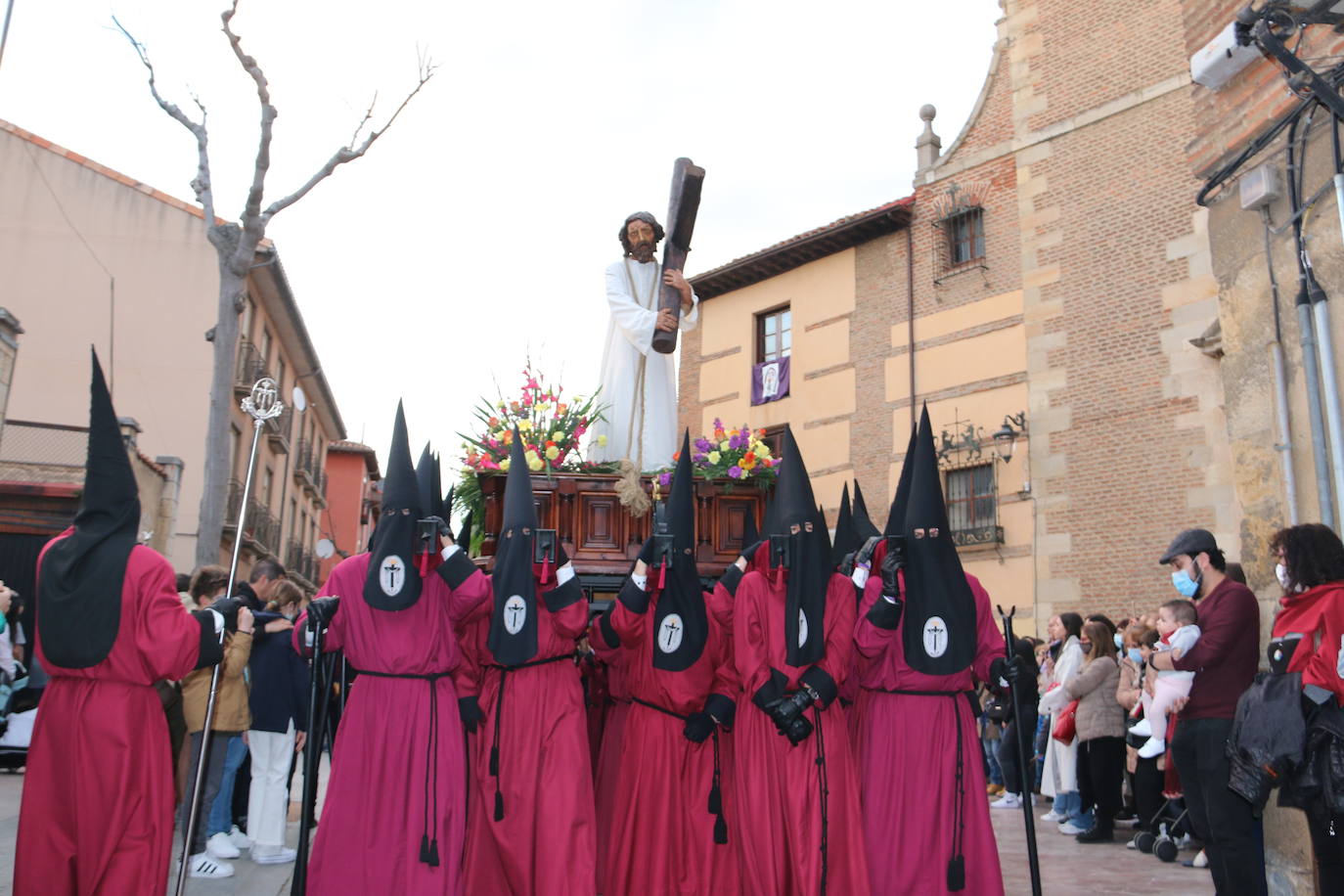 Las Tinieblas llegan a Santa Marina