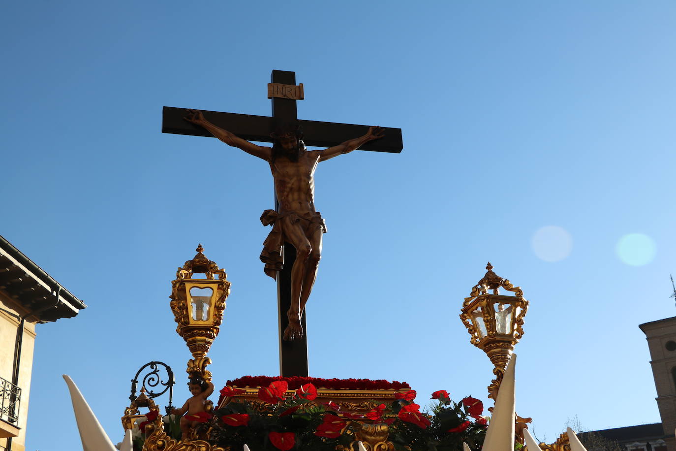 Fotos: Leon se rinde a las Siete Palabras