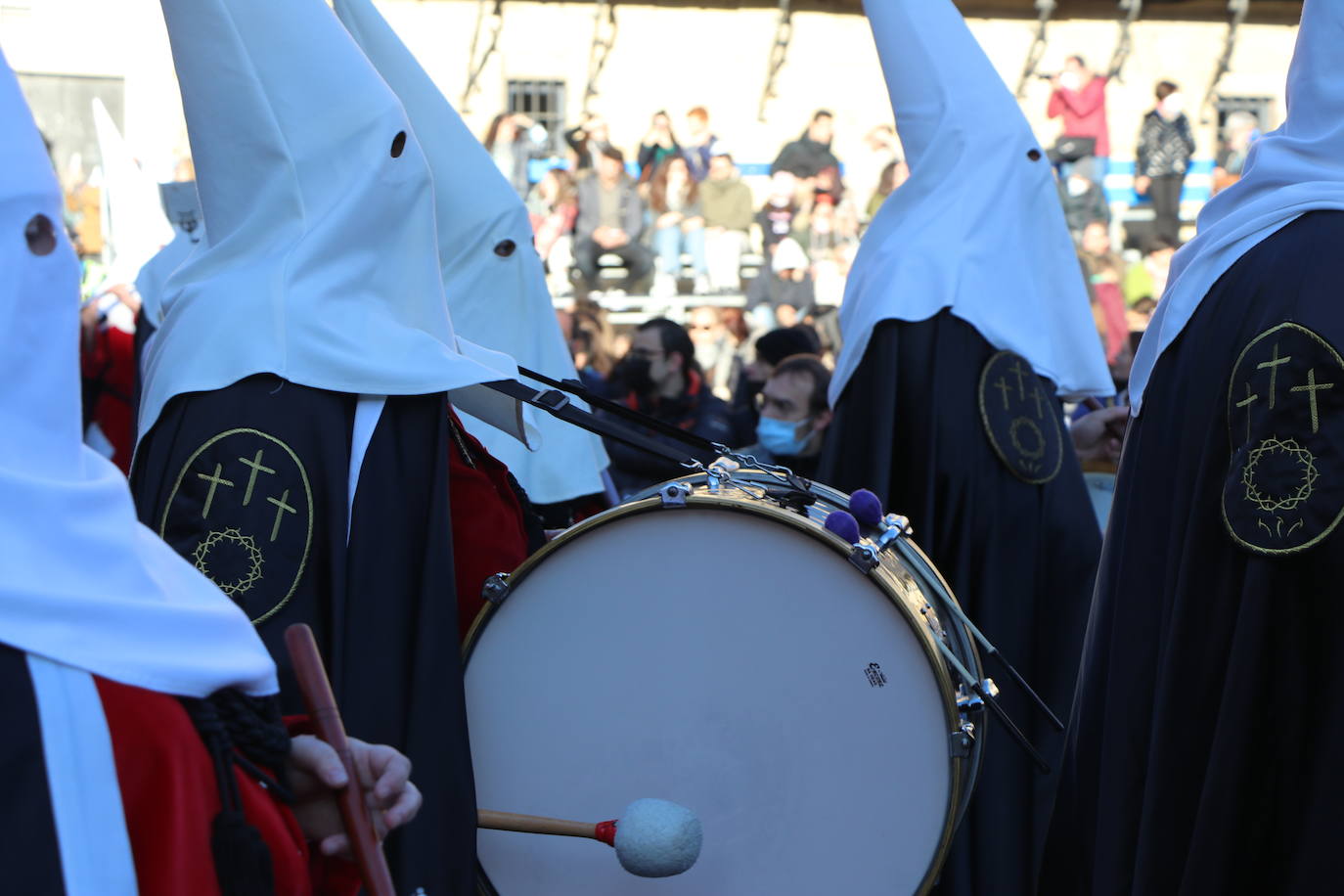 Fotos: Procesión de los Pasos, al completo