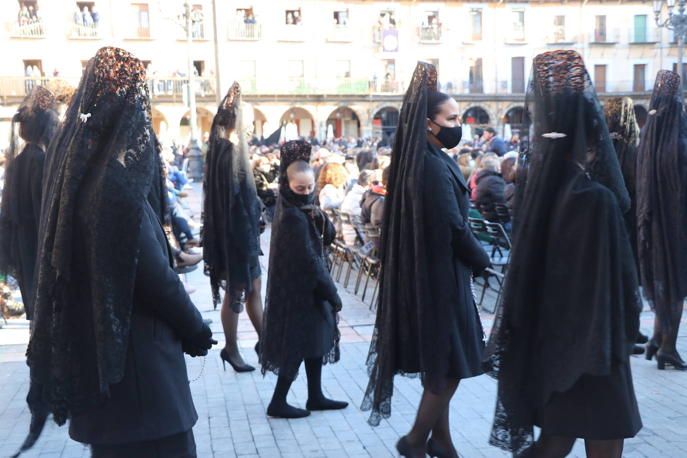 Fotos: Procesión de los Pasos, al completo