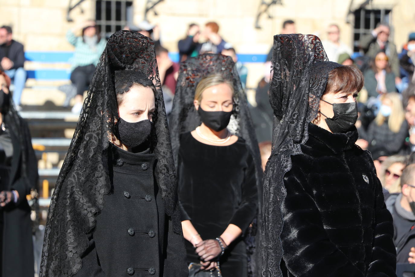 Fotos: Procesión de los Pasos, al completo