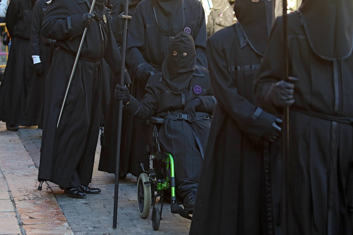 Procesión de los Pasos y acto de El Encuentro en León desde el objetivo del fotógrafo Peio García.