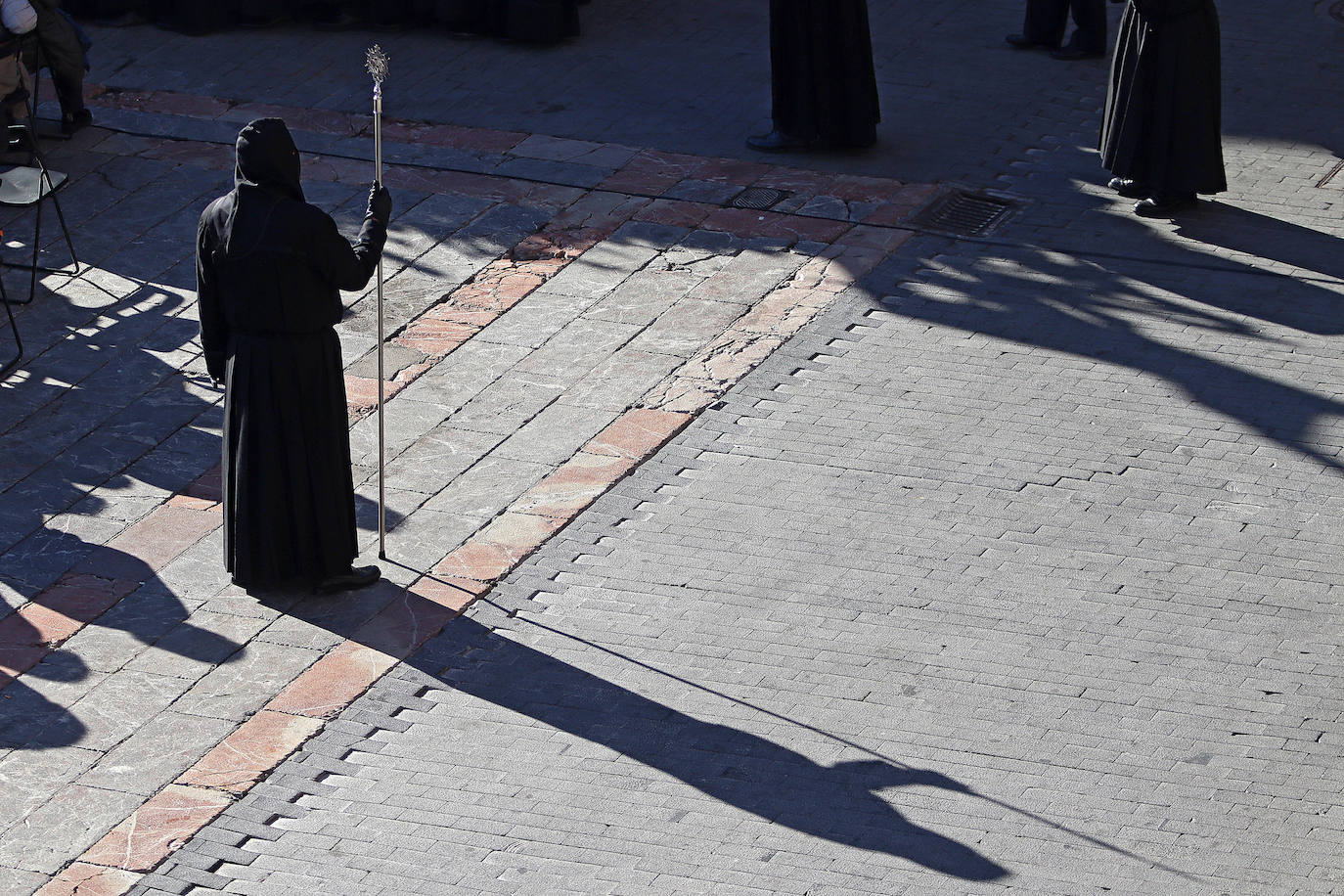 Procesión de los Pasos y acto de El Encuentro en León desde el objetivo del fotógrafo Peio García.