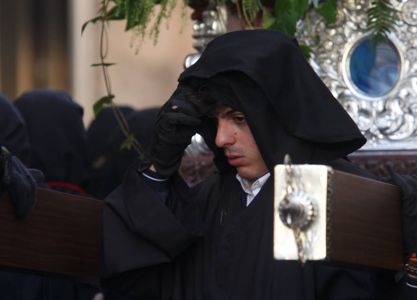 Ponferrada vive uno de sus actos centrales de la Semana Santa con esta procesión del Encuentro.