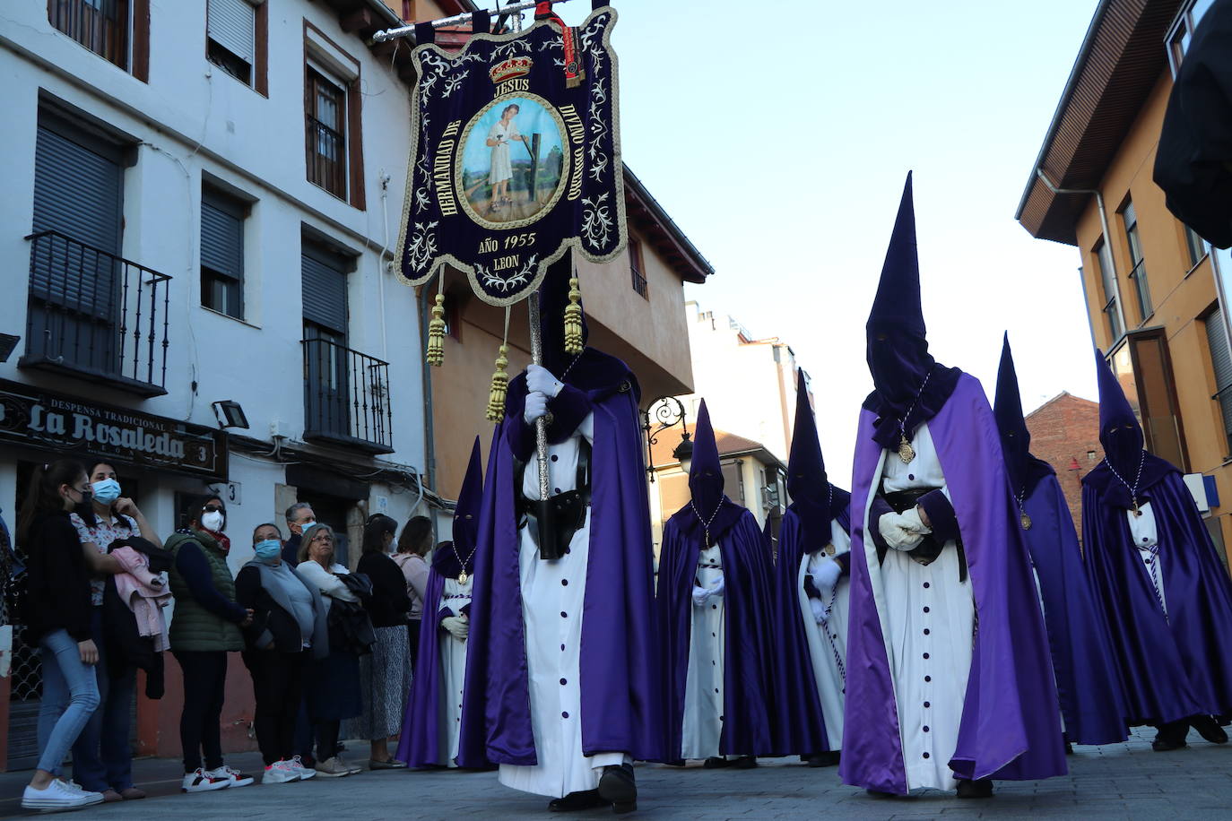 Procesión de La Soledad, dentro de la Cofradía de Jesús Divino Obrero. 