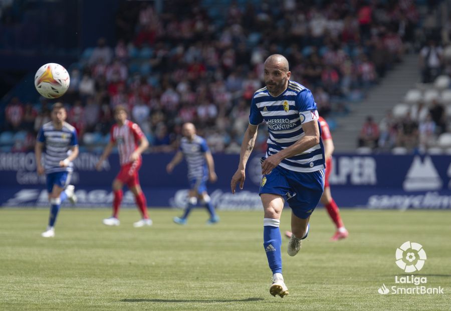 El conjunto berciano supera con autoridad al Lugo en El Toralín.