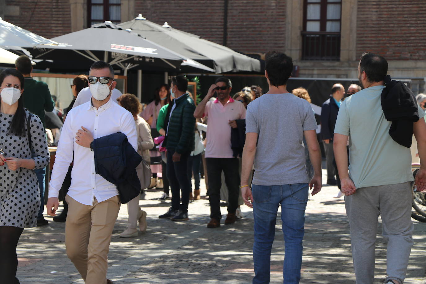 Fotos: El turismo llena las calles de León