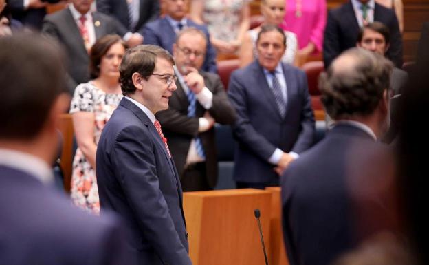 Alfonso Fenrández Mañueco tomará este martes posesión como presidente de la Junta de Castilla y Leónm.