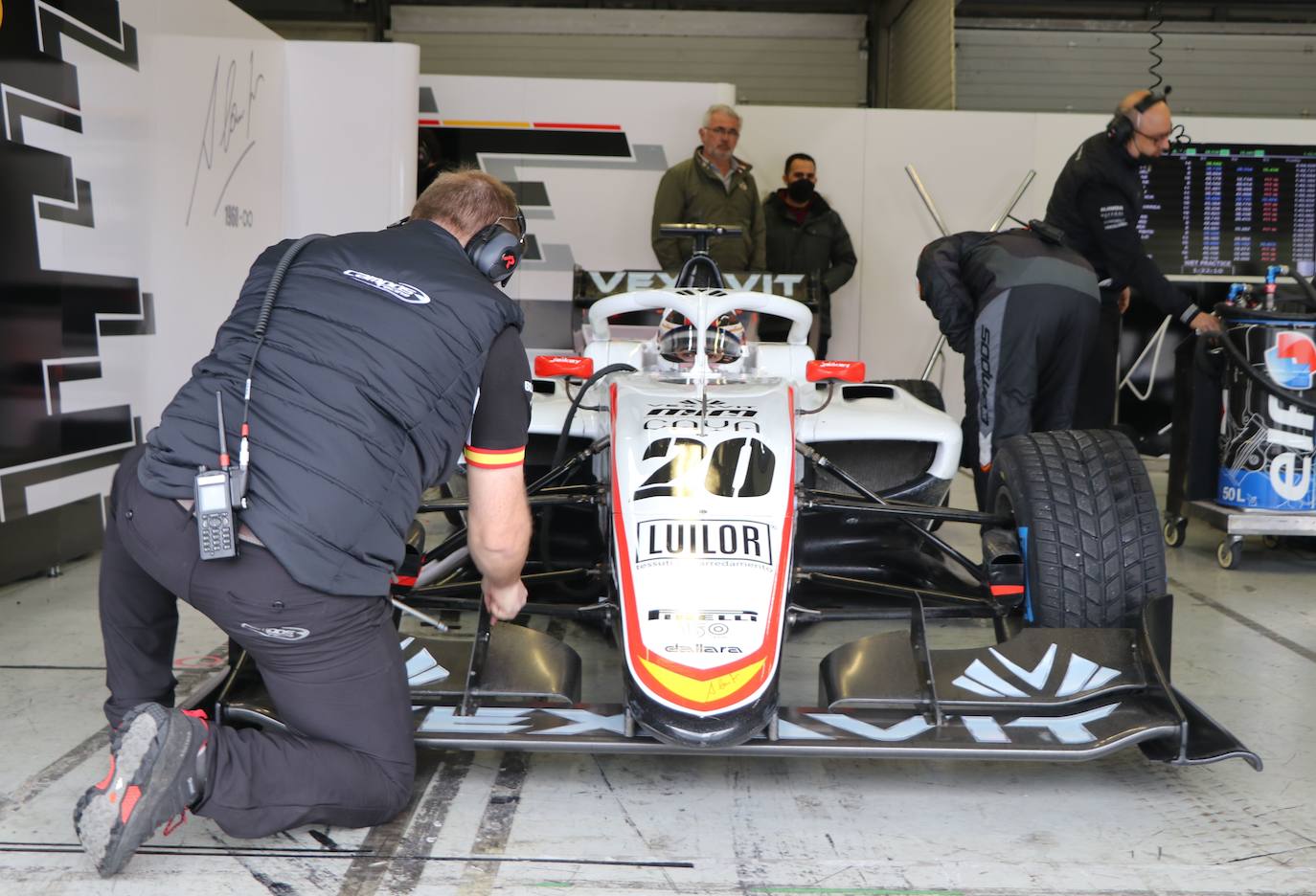 leonoticias acompaña al piloto leonés en una sesión de entrenamientos en Jerez.