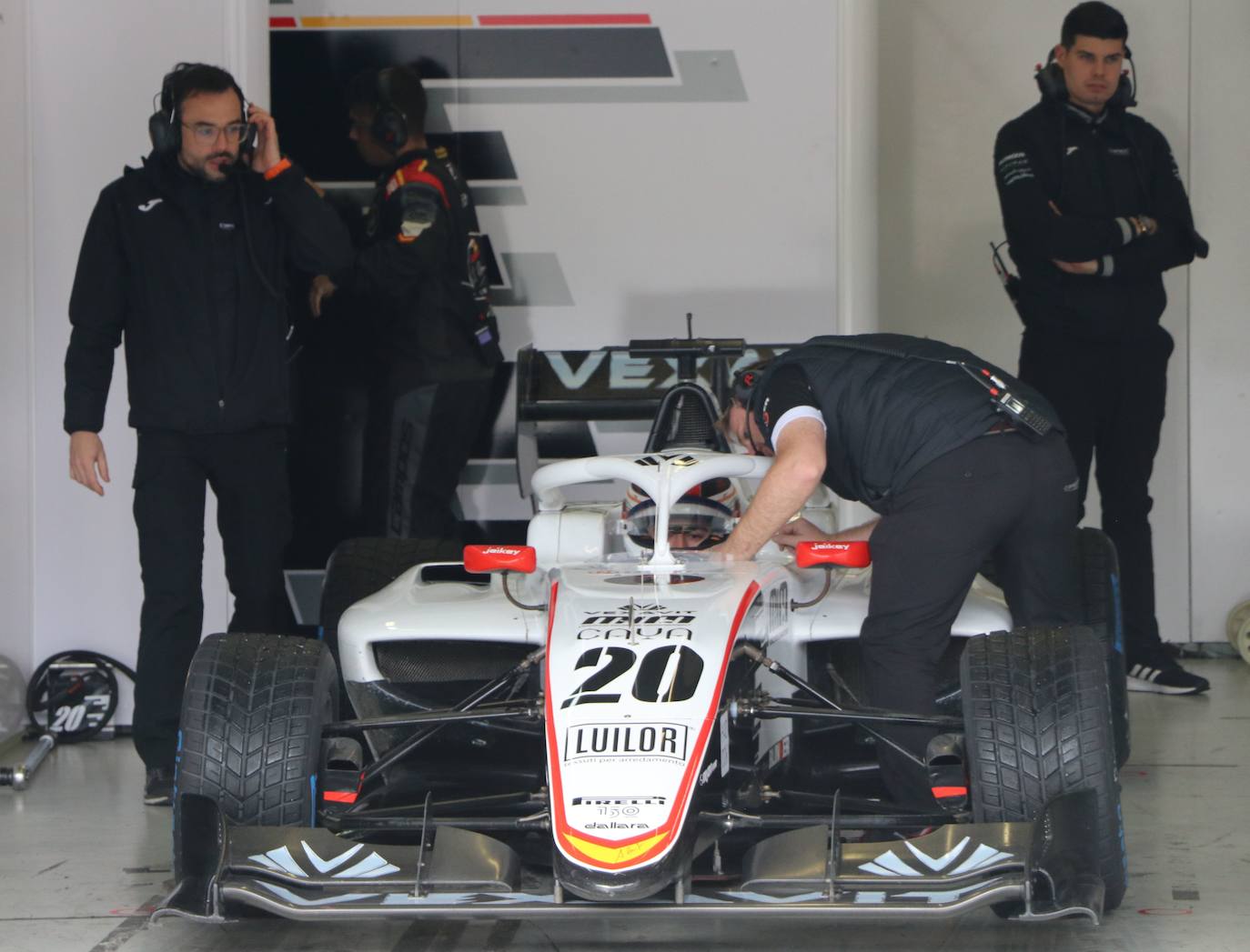 leonoticias acompaña al piloto leonés en una sesión de entrenamientos en Jerez.