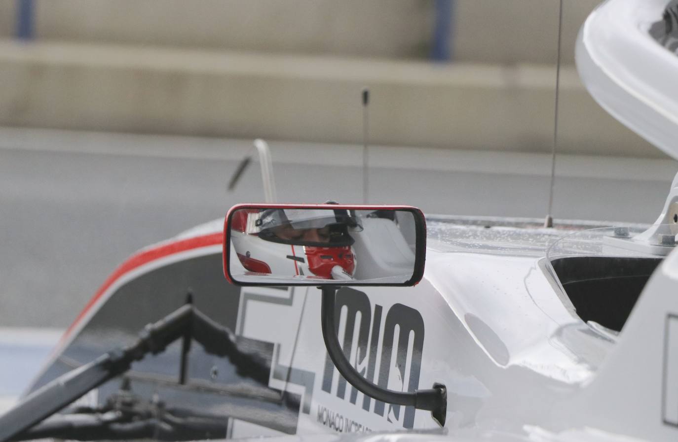 leonoticias acompaña al piloto leonés en una sesión de entrenamientos en Jerez.