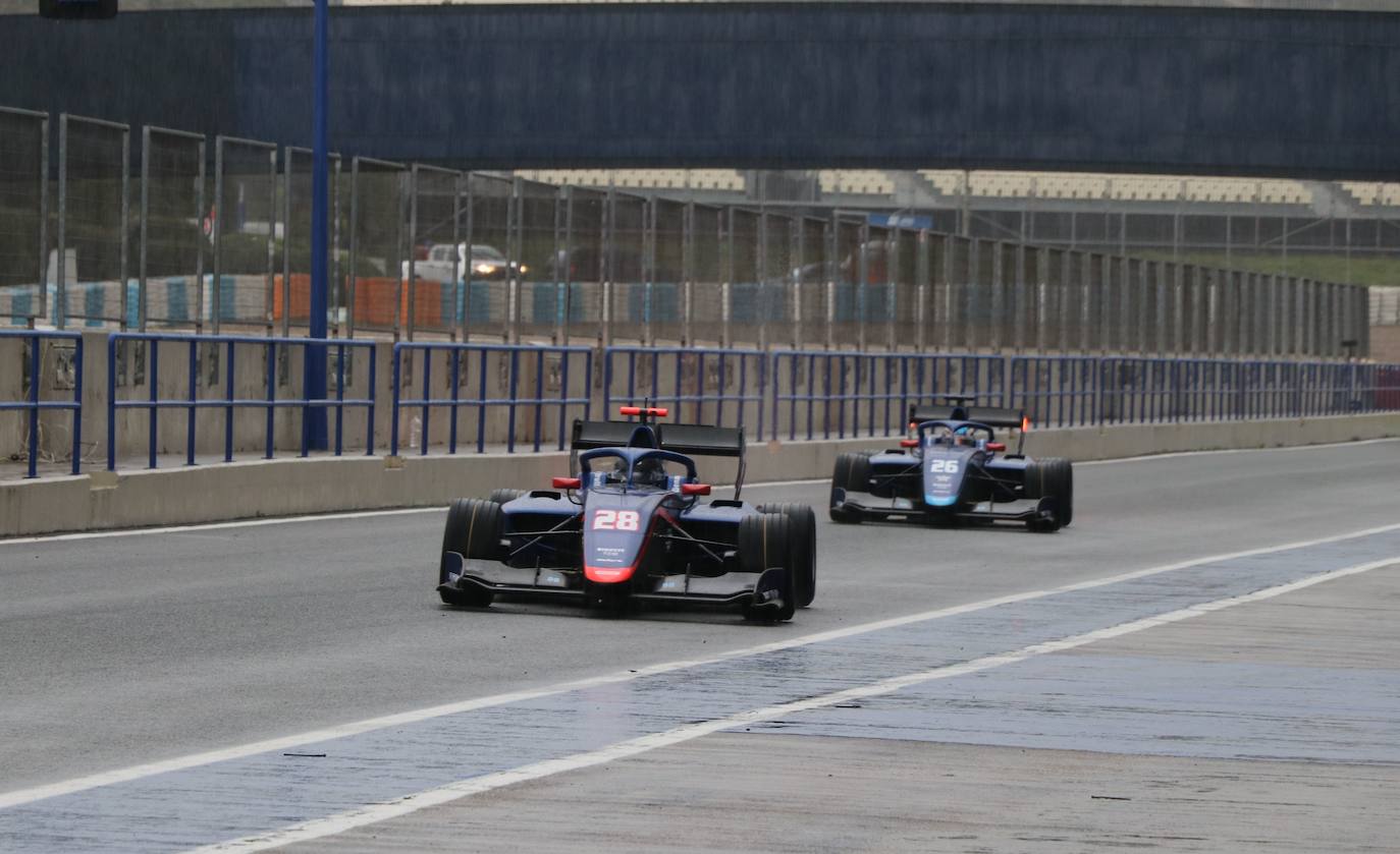 leonoticias acompaña al piloto leonés en una sesión de entrenamientos en Jerez.