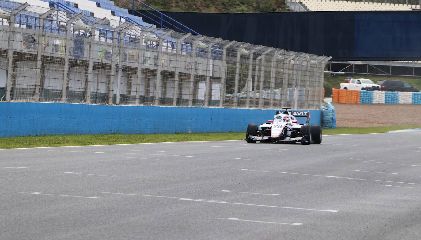 leonoticias acompaña al piloto leonés en una sesión de entrenamientos en Jerez.