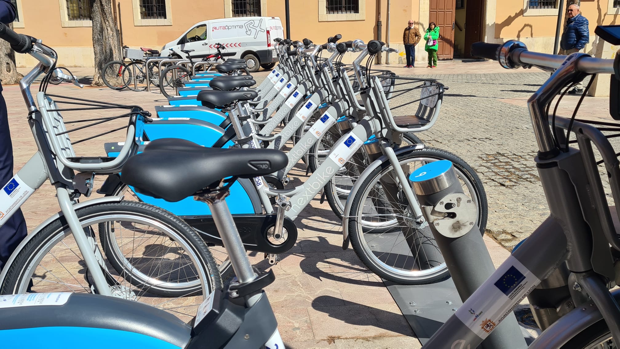 Fotos: El sistema de préstamo de bicis, en marcha