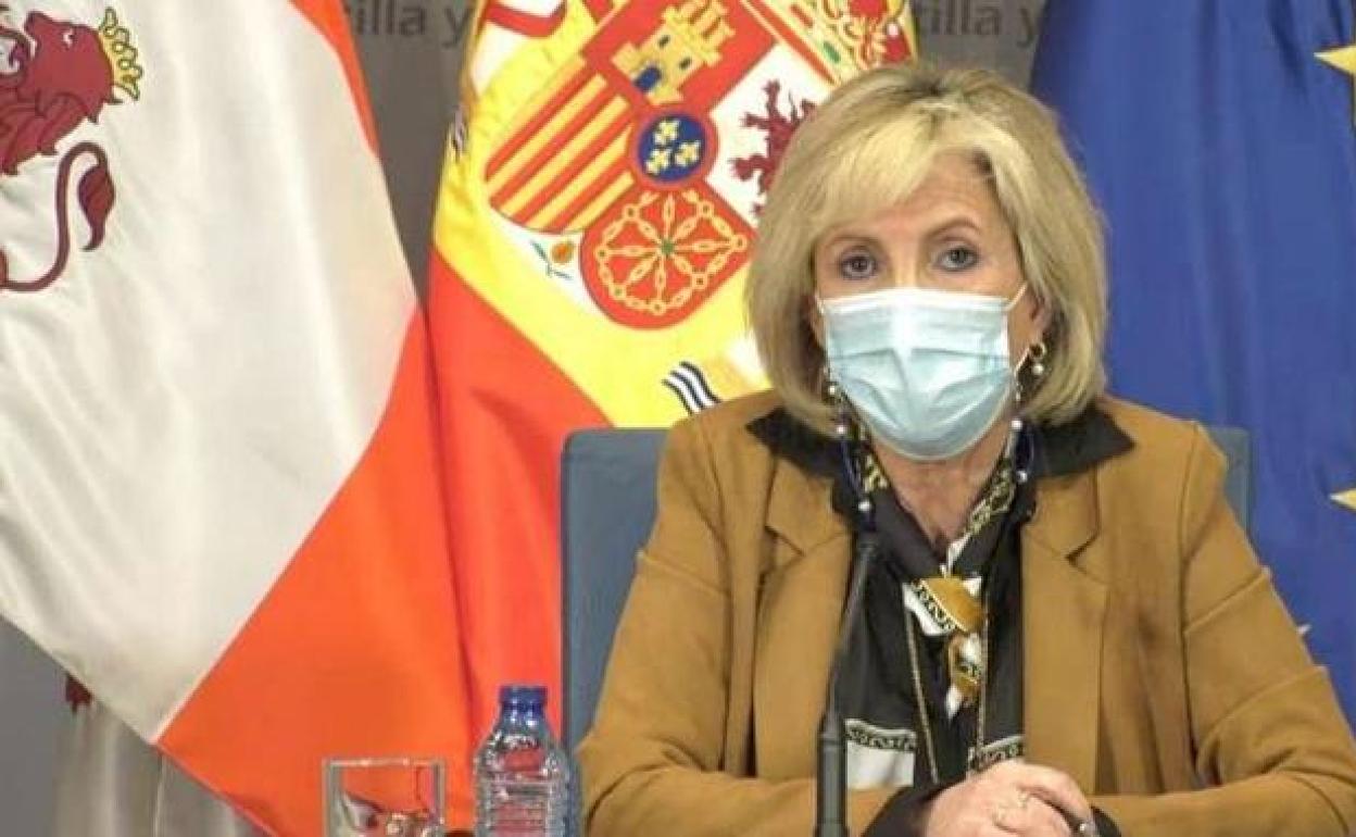 Verónica Casado, consejera de Sanidad, durante una rueda de prensa durante la pandemia.