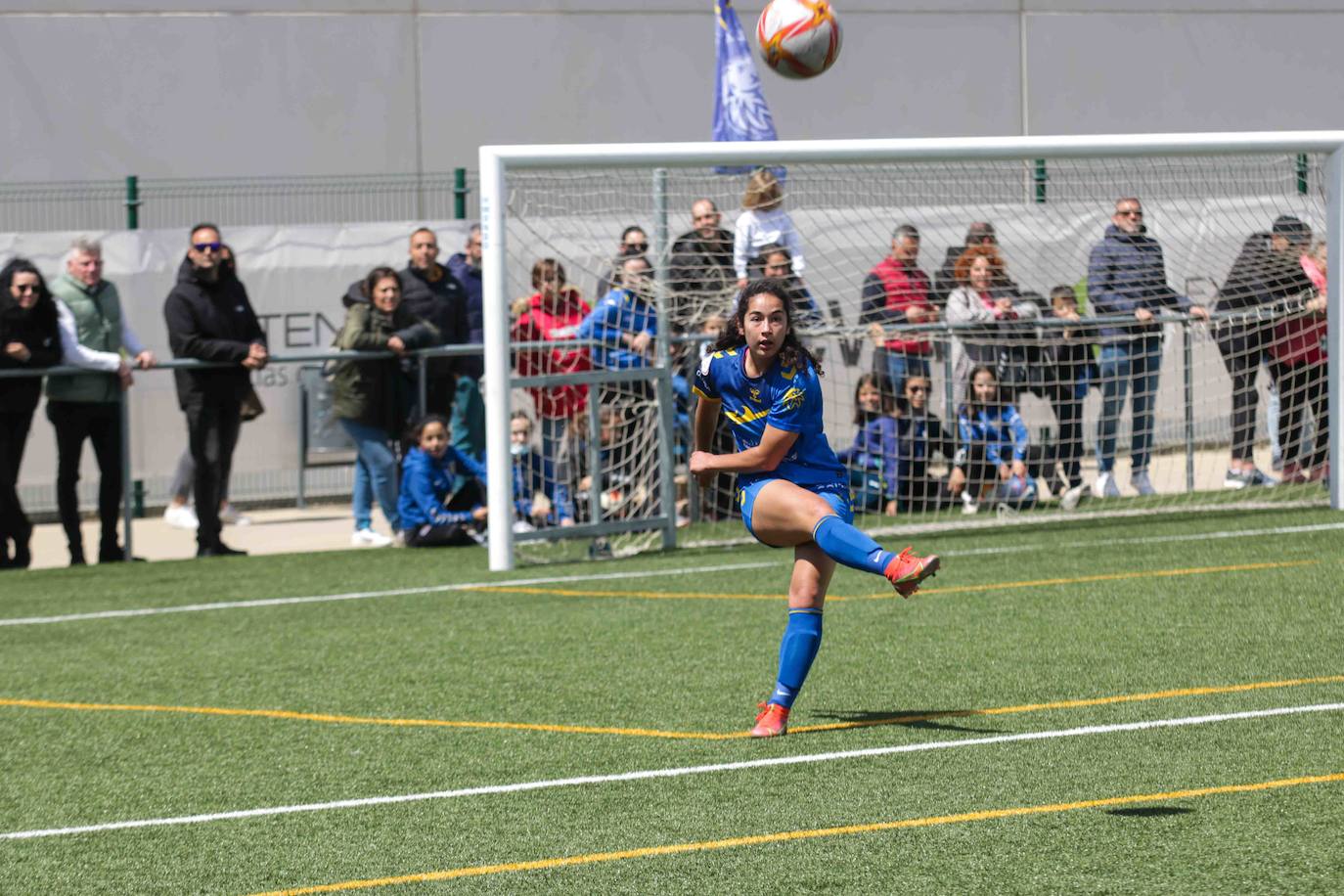 Fotos: Partido entre el Olímpico y el Sporting