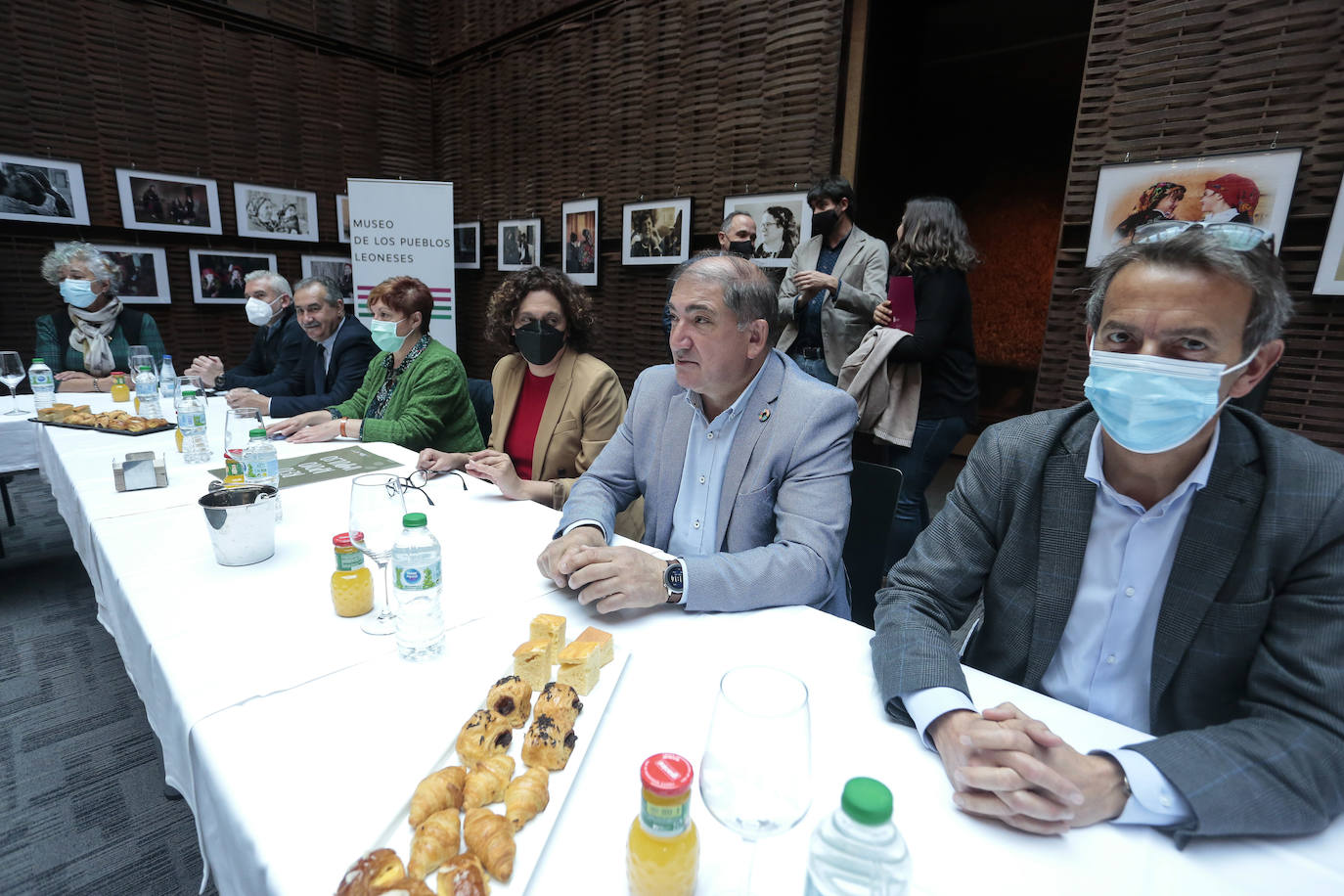 Un sello por el futuro de León. Nace 'León Sostenible'. La Diputación Provincial de León ha anunciado este lunes el lanzamiento de esta nueva iniciativa respaldada con una inersión de 17 millones para conseguir una provincia «de futuro». 