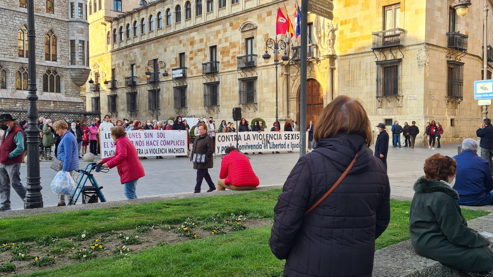Fotos: León se conmueve en un nuevo Lunes sin Sol