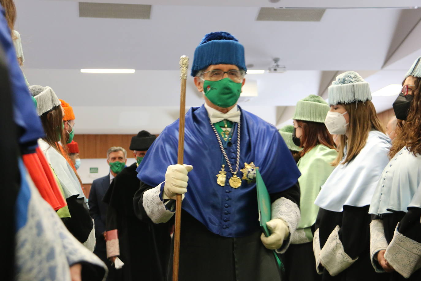 La Universidad de León celebra la festividad de San Isidoro, presidida por el rector Juan Francisco García Marín