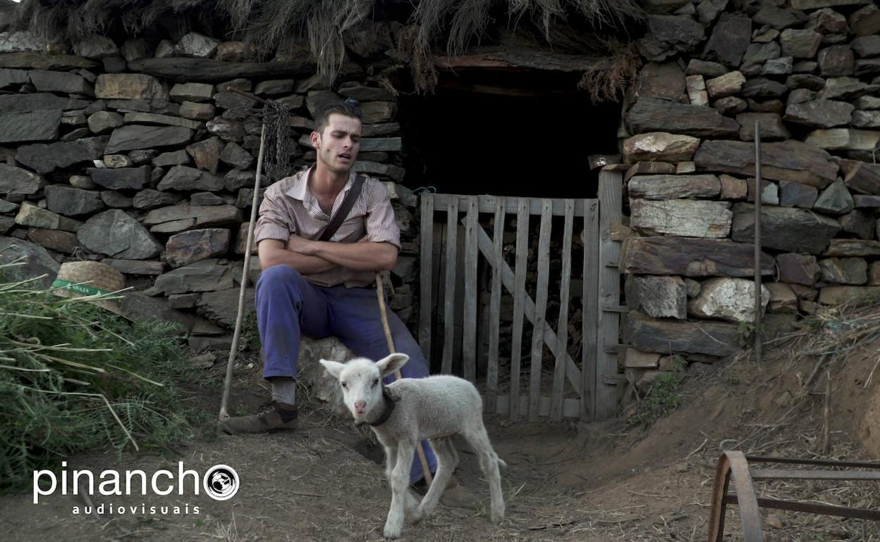 El Instituto Leonés de Cultura proyecta el documental 'El último de  Arganeo', protagonizado por el joven pastor Edilberto Rodríguez |  