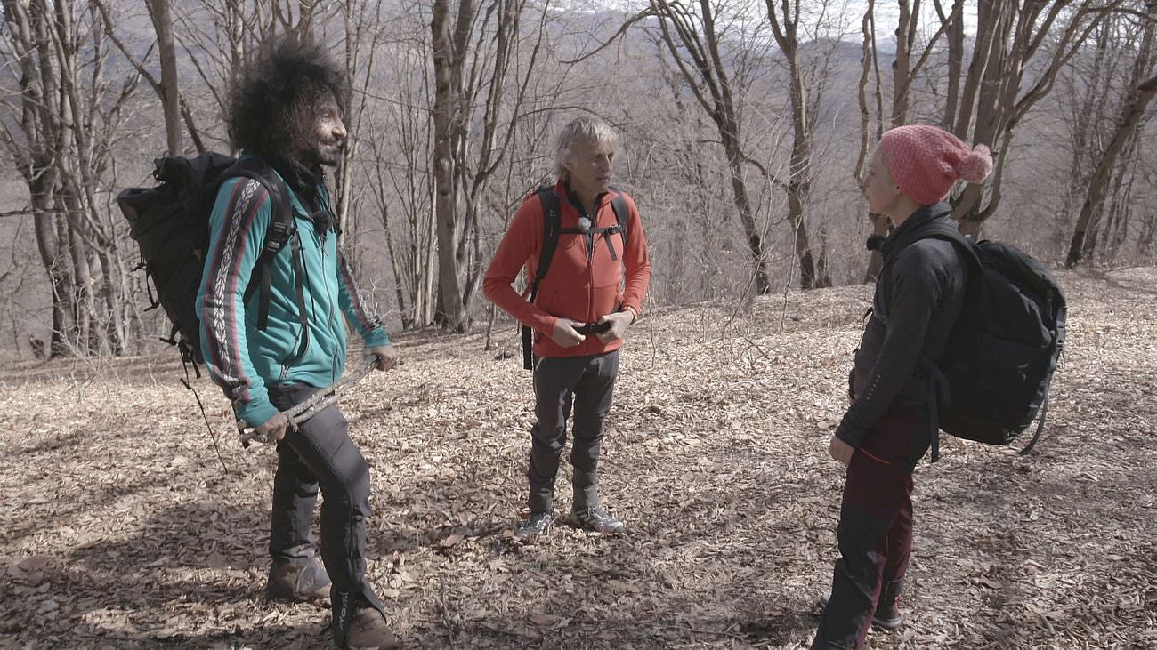 Un concierto de violín improvisado desde lo alto de un acantilado, un vuelo en paramotor superando el miedo a las alturas y una visita a la primera bodega de vino de la historia, son algunas de las experiencia vividas en Armenia por Ara Malikian en la nueva entrega de 'Planeta Calleja' con el aventurero leonés Jesús Calleja.. 