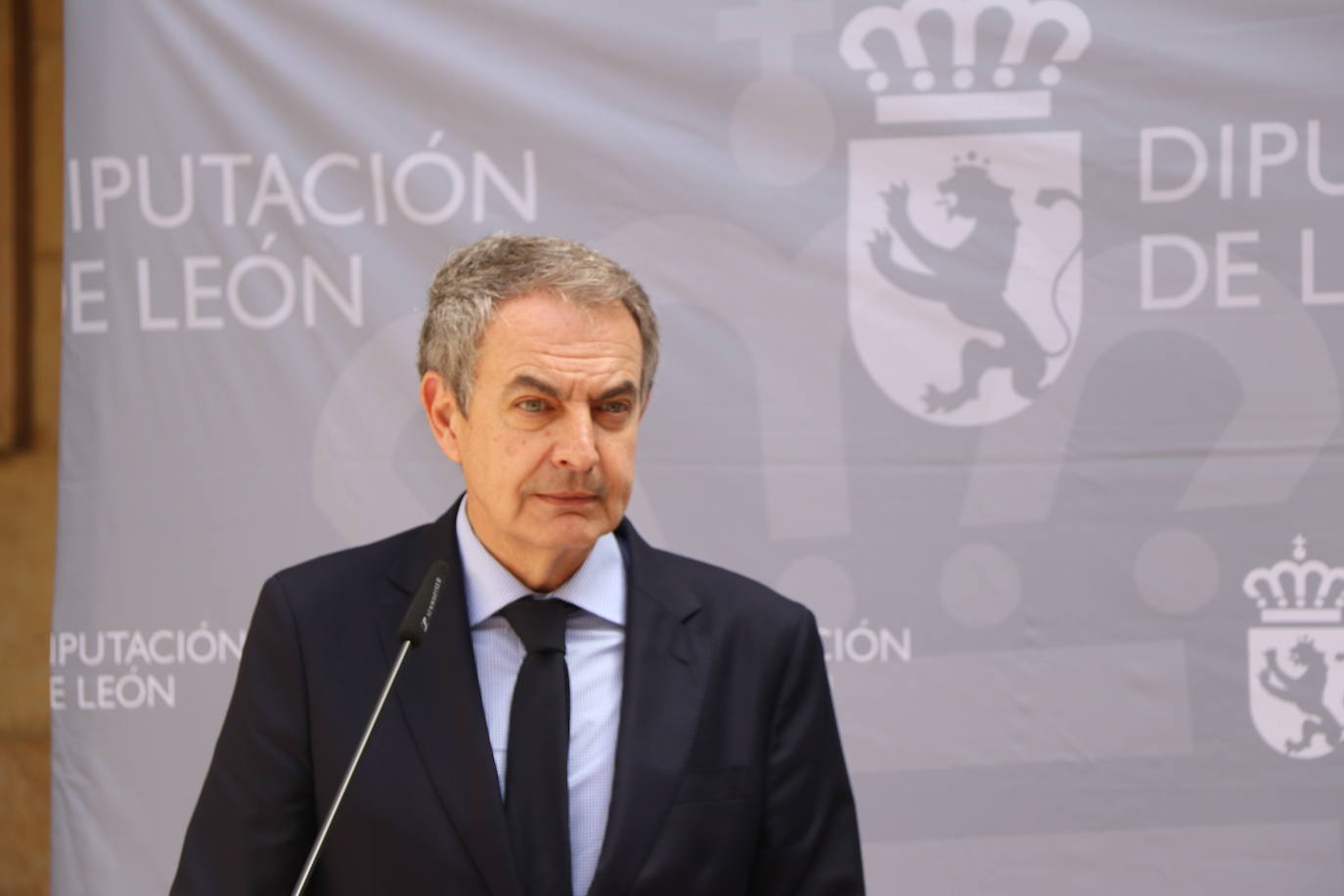 Llegada de José Luis Rodríguez Zapatero y acto de la primera gala de los Premios de la Trashumancia. 