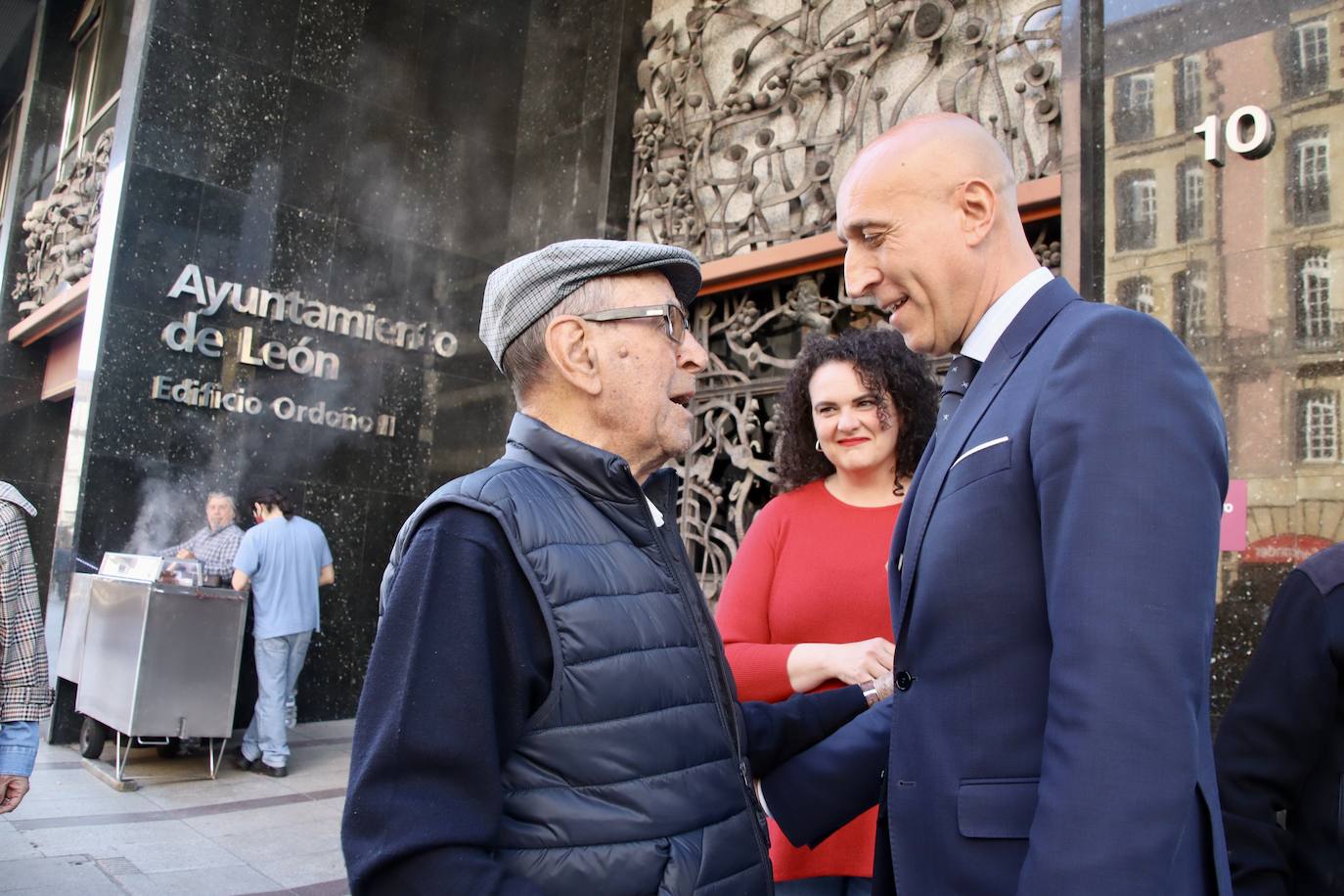 José Antonio Diez y Pilar Carnero se disputan la secretaría general de la agrupación local de PSOE de León