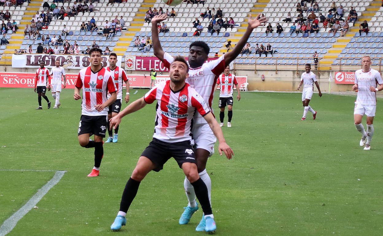 Angong, en el partido ante el Zamora del pasado domingo.